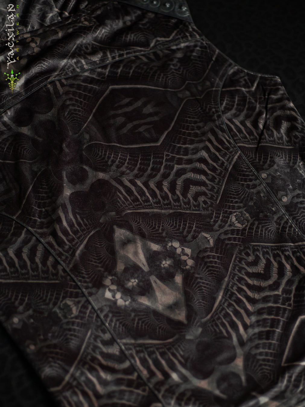 Sleeveless Jacket Men / Velvet Fawn - DIRTY SANDOKAN