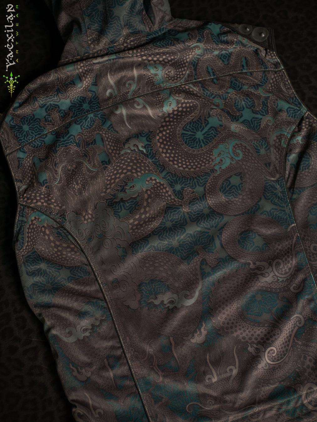 Sleeveless Jacket Men / Velvet Fawn - DRAGONS