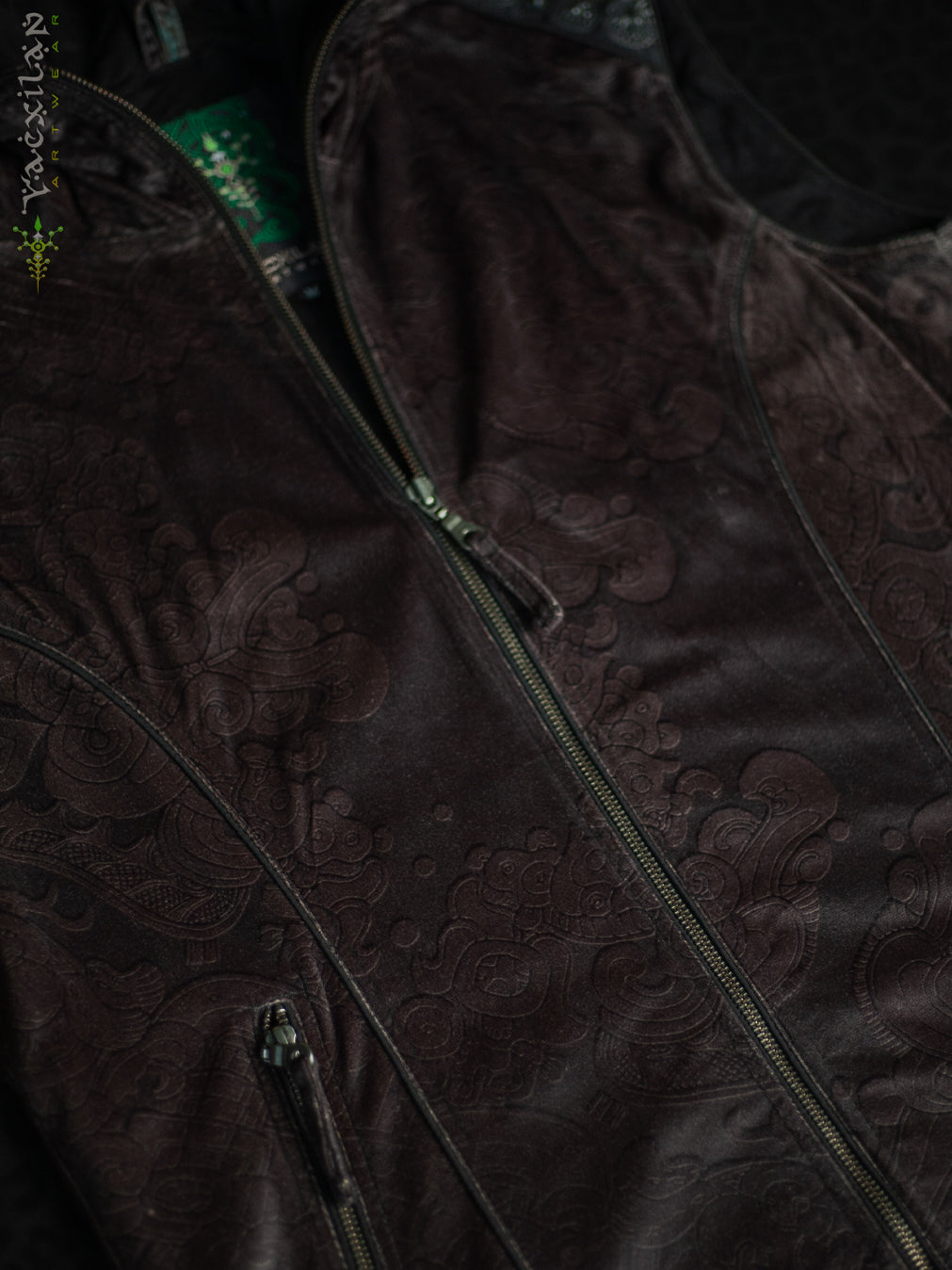 Sleeveless Jacket Men / Velvet Fawn - MAYAN CODEX