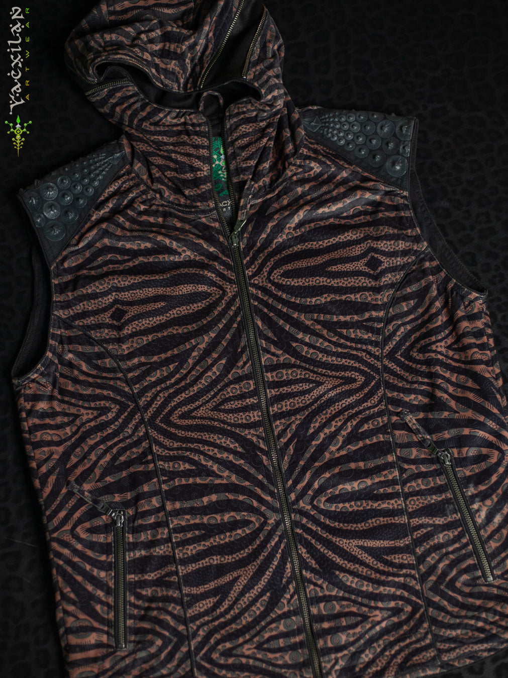 Sleeveless Jacket Men / Velvet Fawn - SHERKANKA