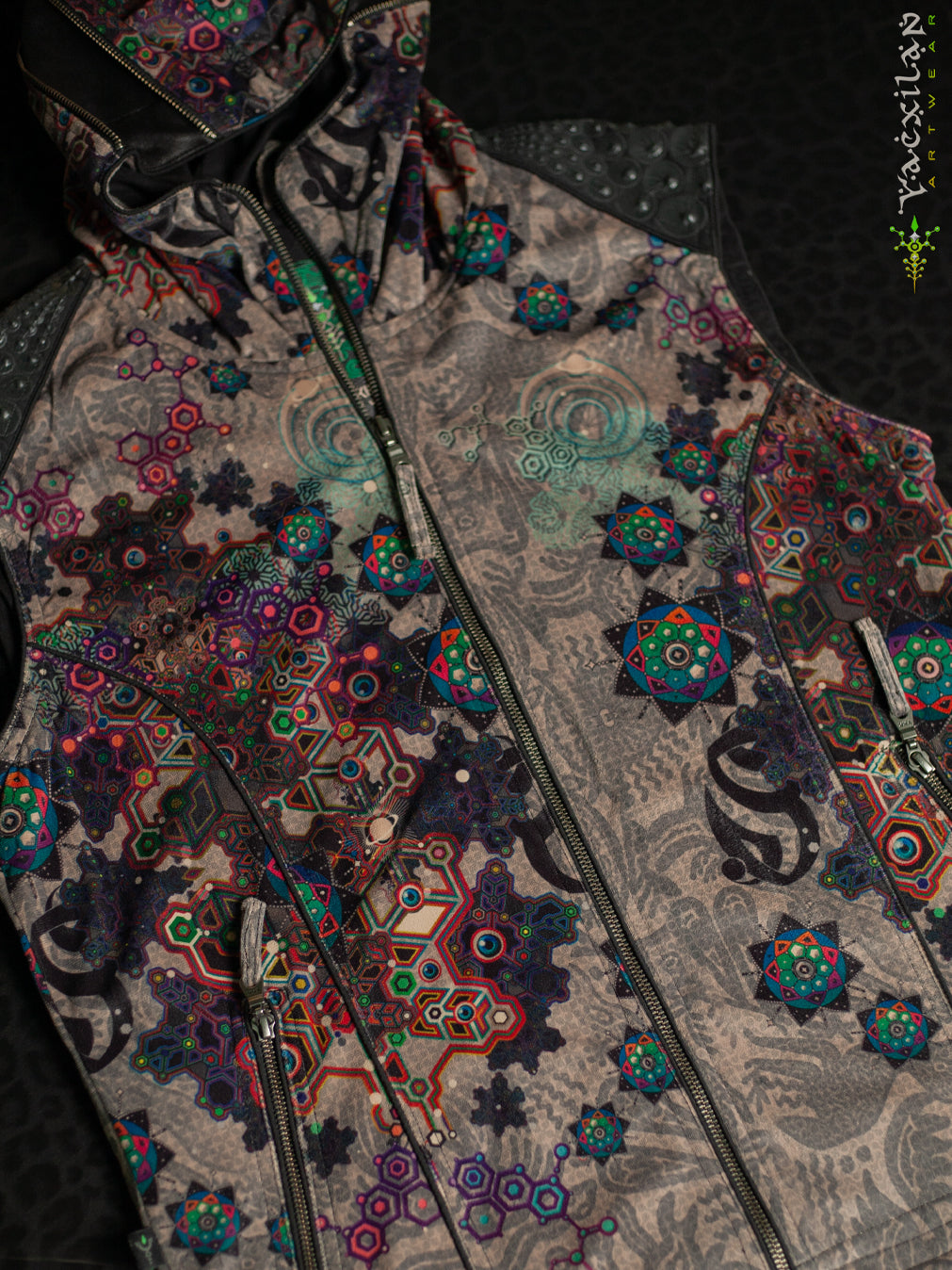 Sleeveless Jacket Men / Velvet Fawn - VENADO