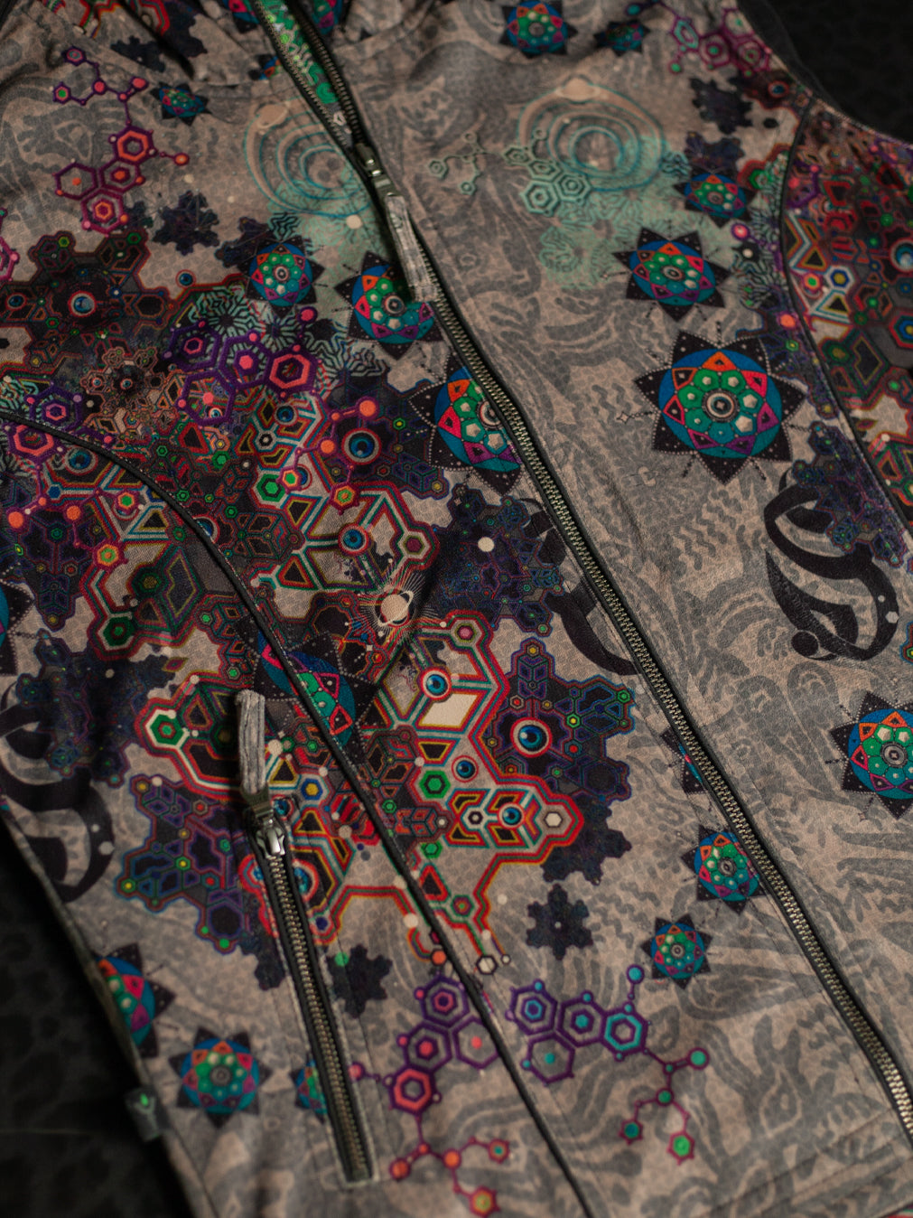 Sleeveless Jacket Men / Velvet Fawn - VENADO