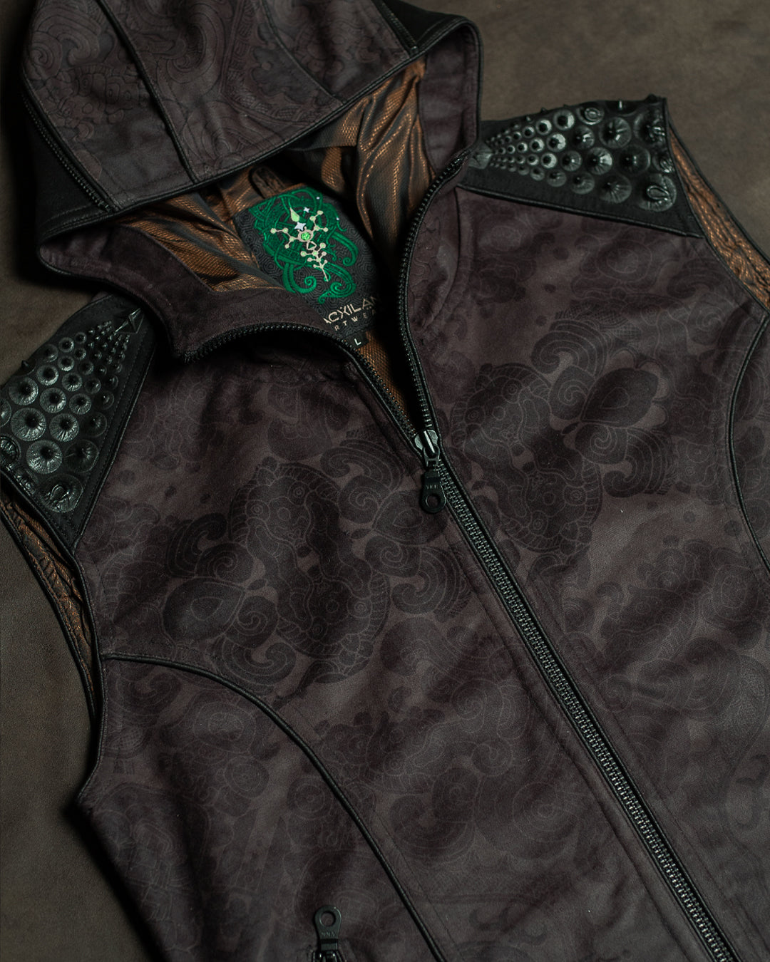 Sleeveless Jacket / Velvet Waterproof - MAYAN CODEX