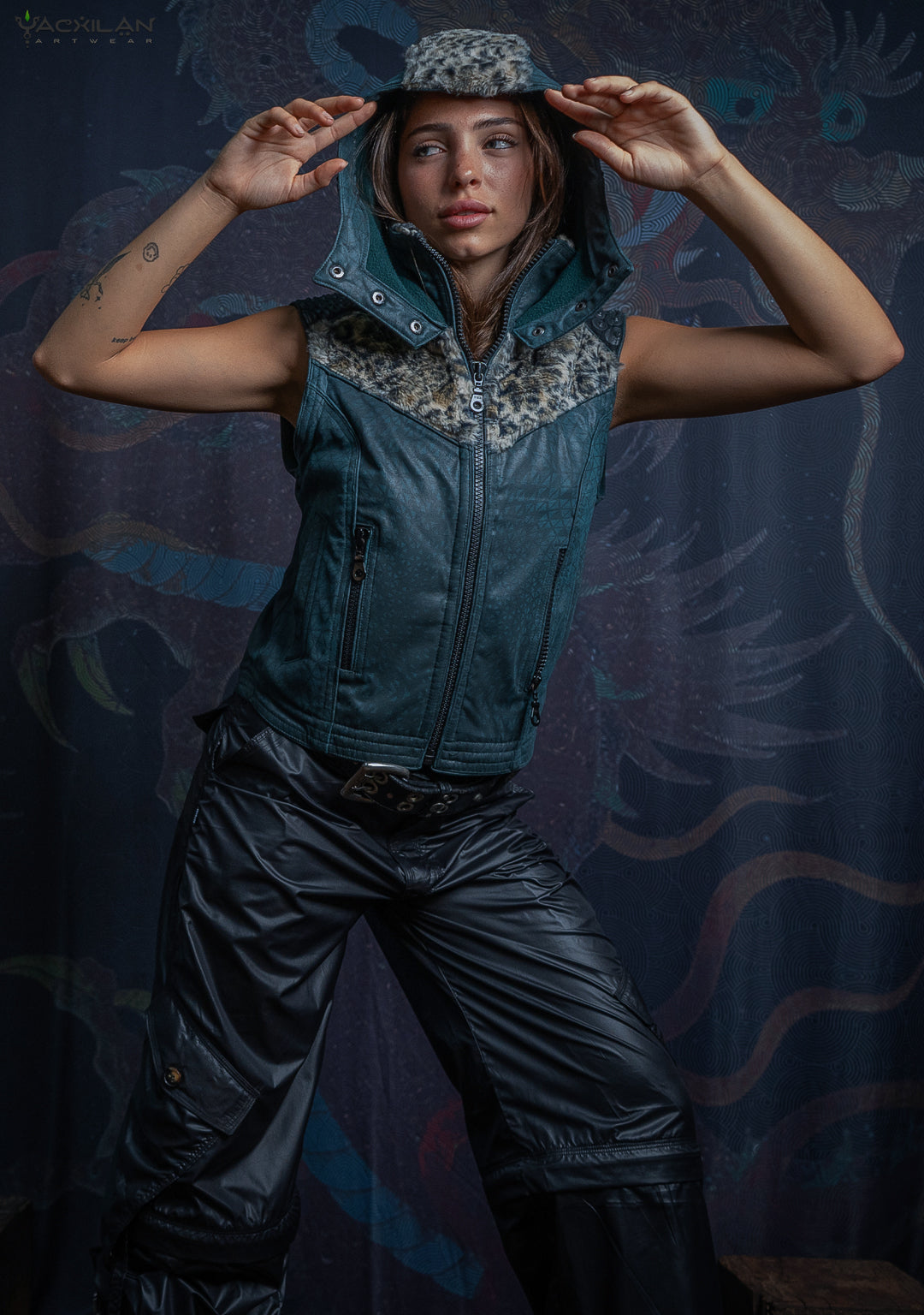 Hooded Sleeveless Jacket Woman / Fake Leather & Fur - Bottlegreen DESINTEGRATION Leopard