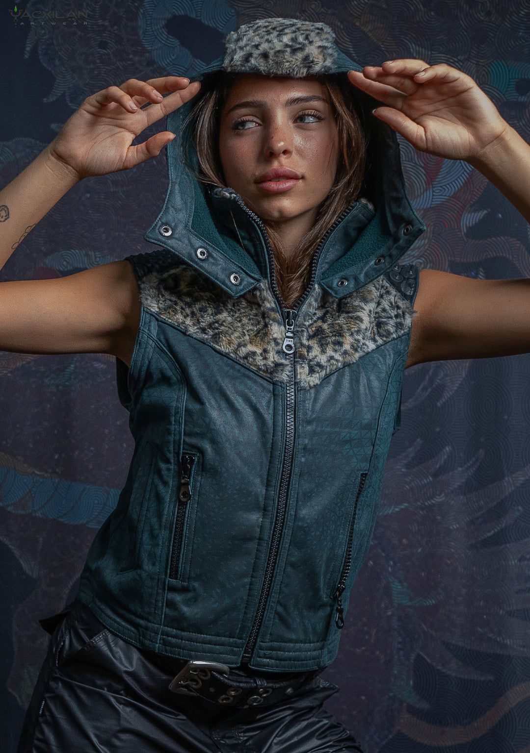 Hooded Sleeveless Jacket Woman / Fake Leather & Fur - Bottlegreen DESINTEGRATION Leopard