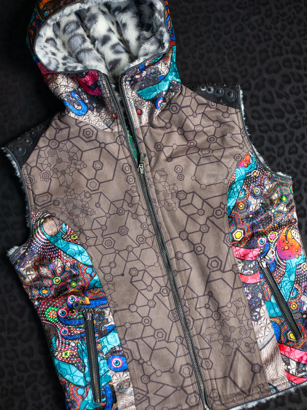 Sleeveless Jacket Woman / Satin Fake Leather Fur - NATARAJA Sand SHAMANKA