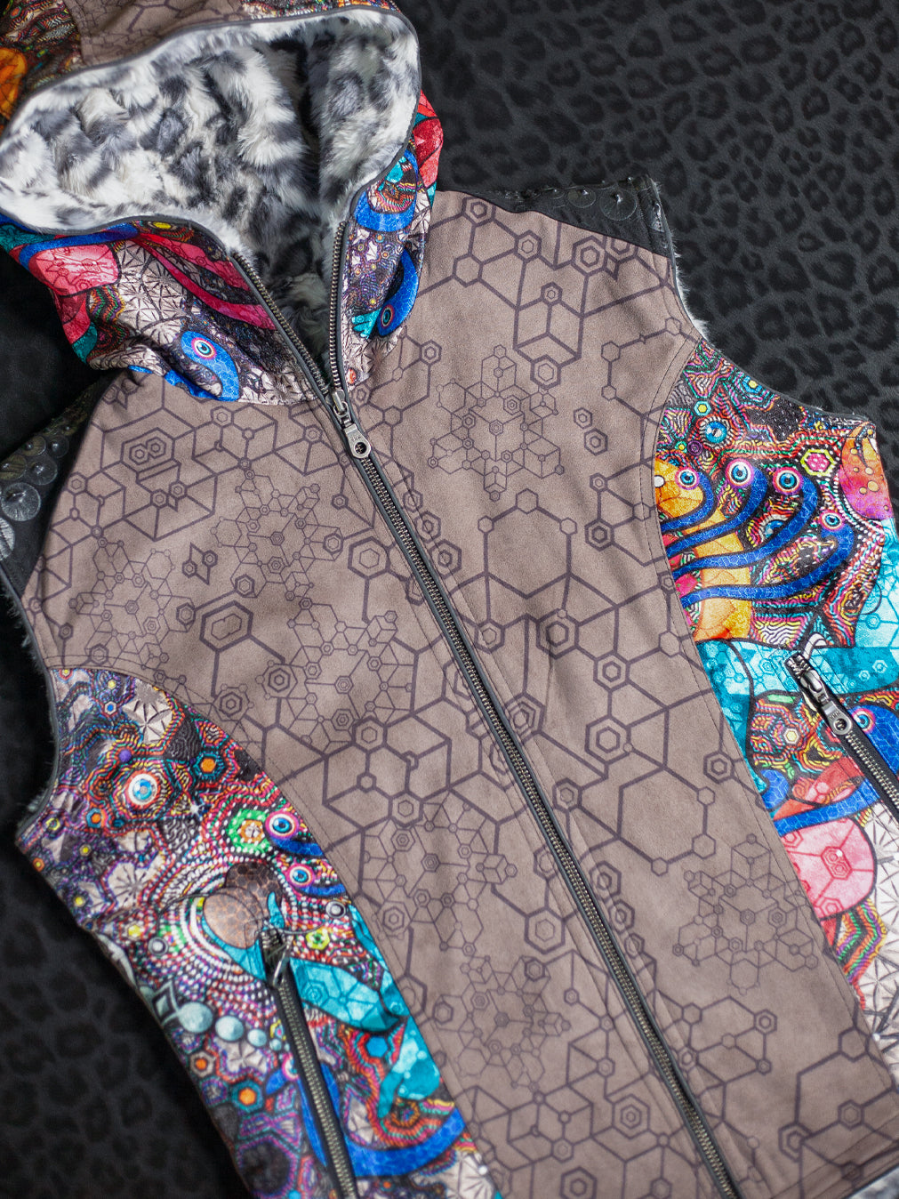 Sleeveless Jacket Woman / Satin Fake Leather Fur - NATARAJA Sand SHAMANKA