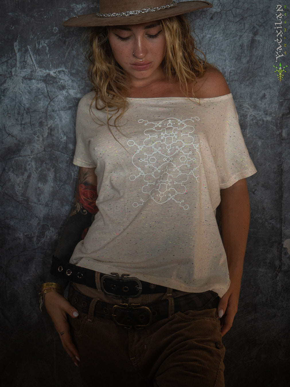 Woman T-Shirt Short Sleeve / Cotton Flouro Slub - IKARO PORTAL Glowinthedark