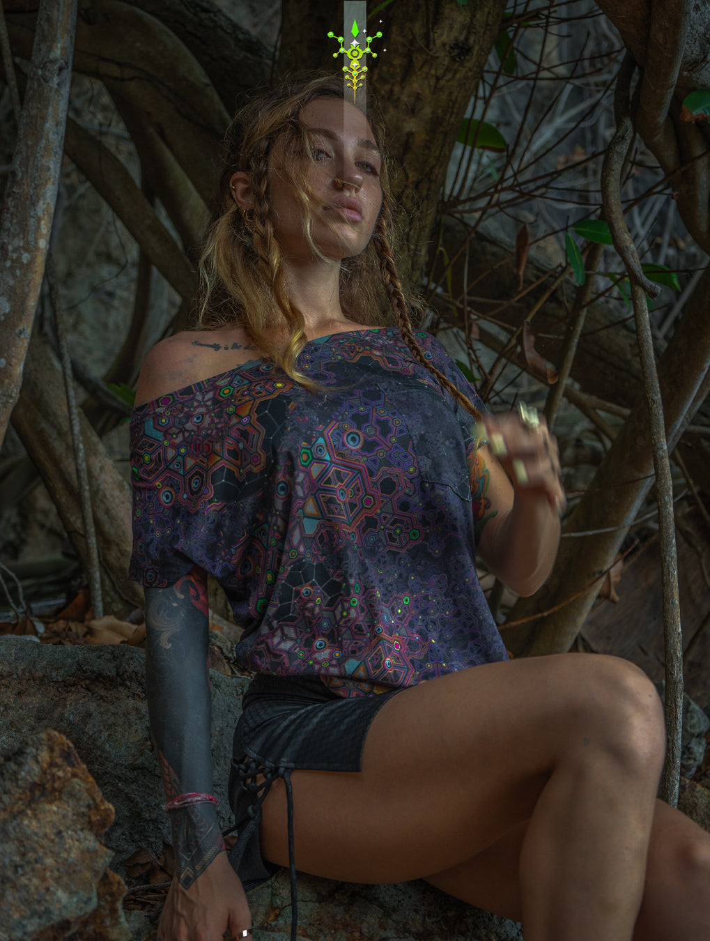 Woman T-Shirt / Supima - ASTROCORAL