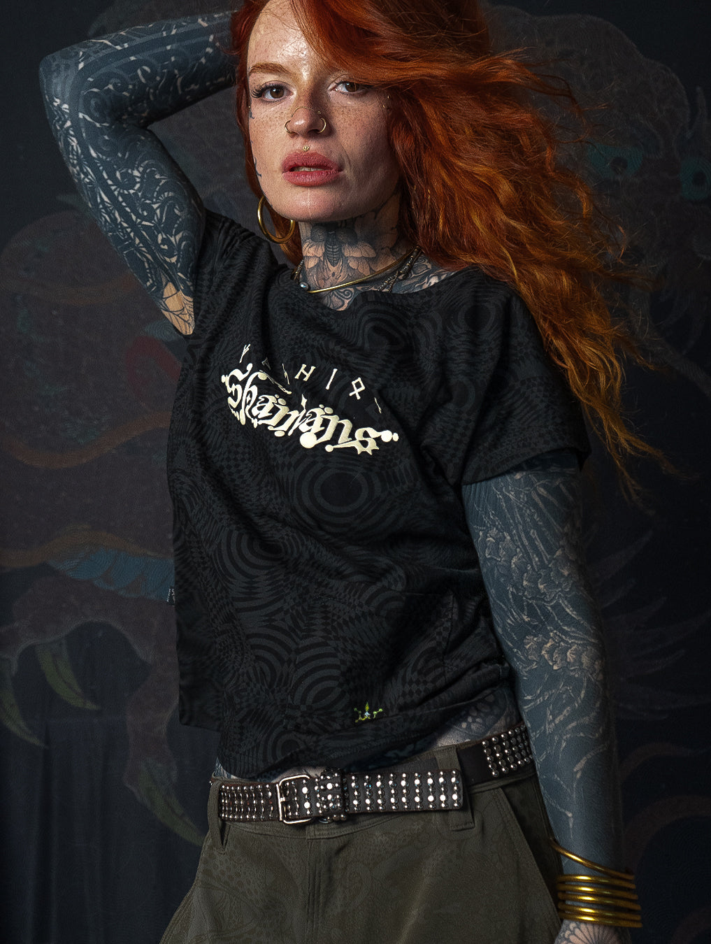 Woman T-Shirt Short Sleeve / Cotton Shinker- WIERD NOISES SHAMANS White