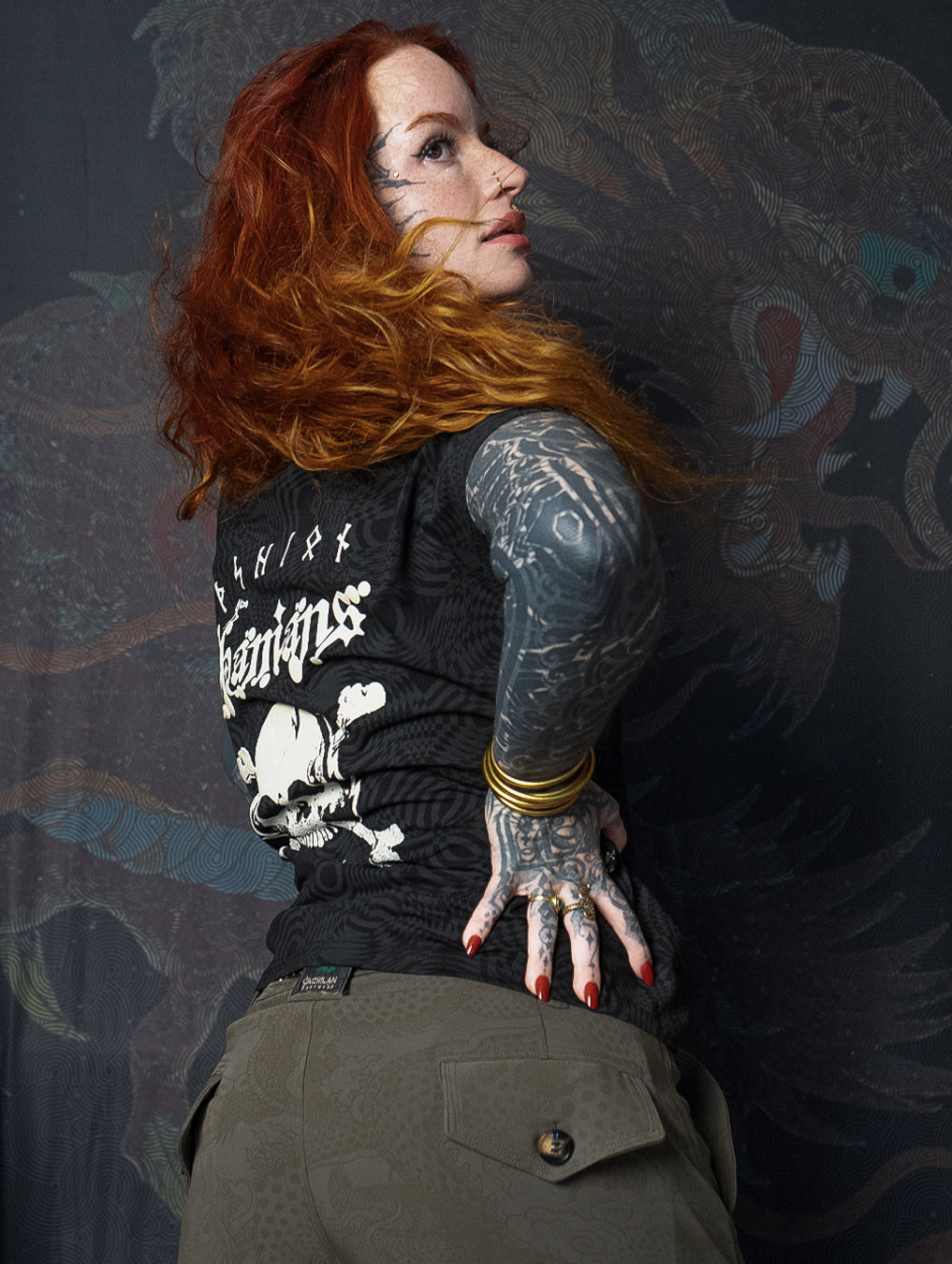 Woman T-Shirt Short Sleeve / Cotton Shinker- WIERD NOISES SHAMANS White