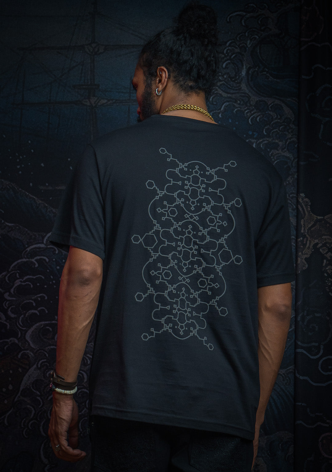 T-Shirt Men / Cotton Supima 120 gsm Rubber Screenprint - Black IKARO