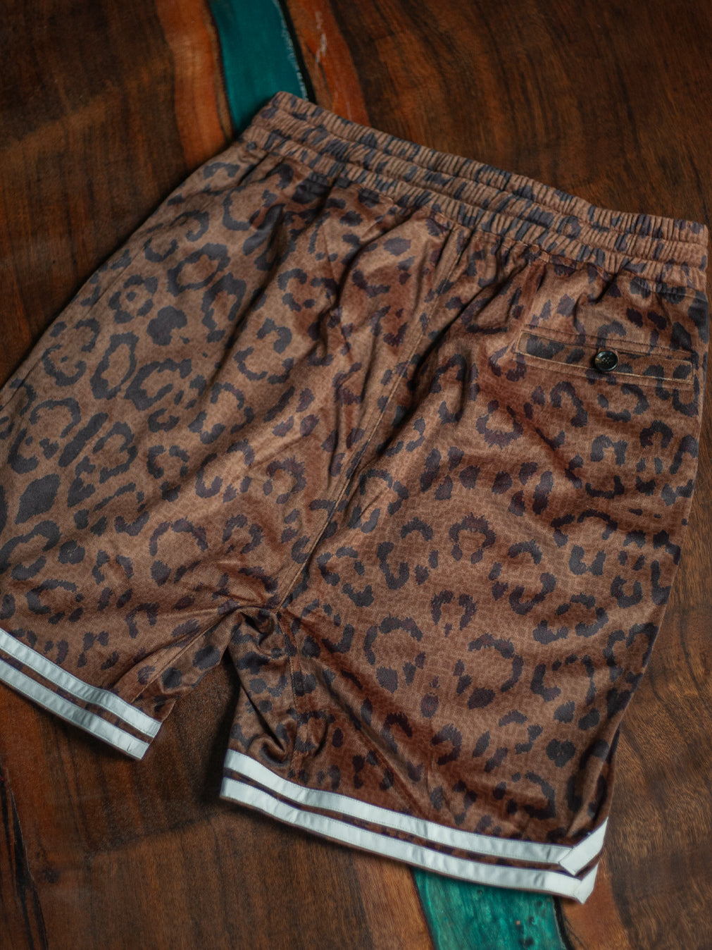 Boxing Short White Mountains Men / Velvet Fawn - LEOPARDUS