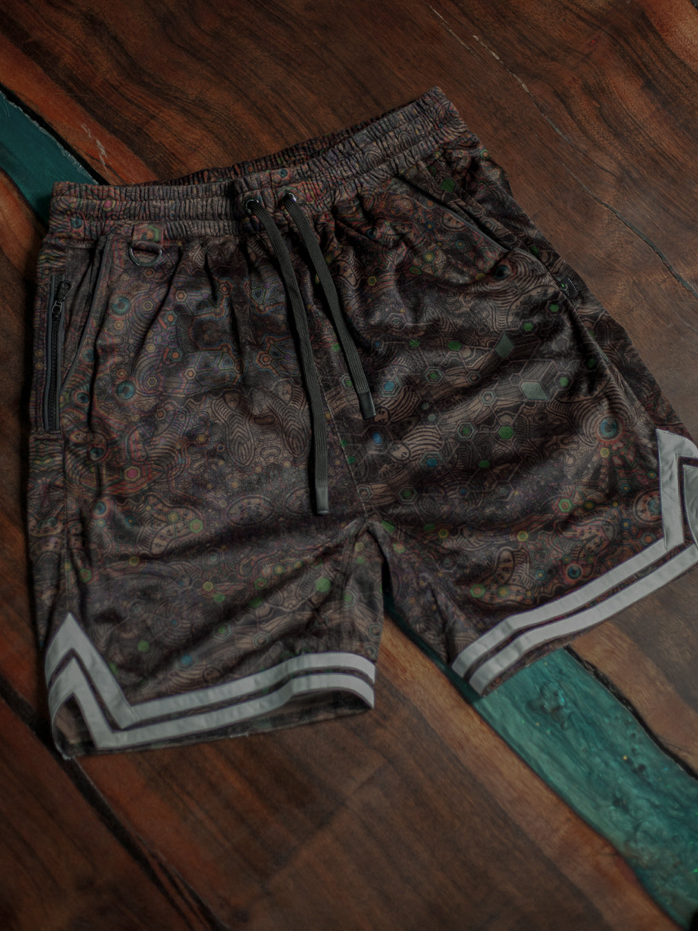 Bossking Shorts White Mountains / Velvet Fawn - PSYCHEDELIKA