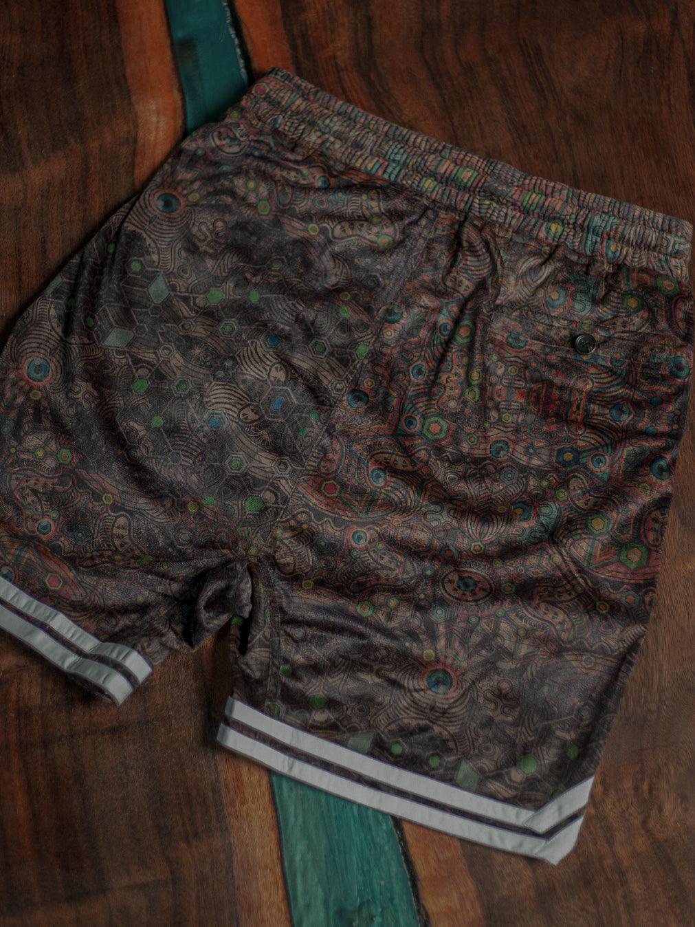 Bossking Shorts White Mountains / Velvet Fawn - PSYCHEDELIKA