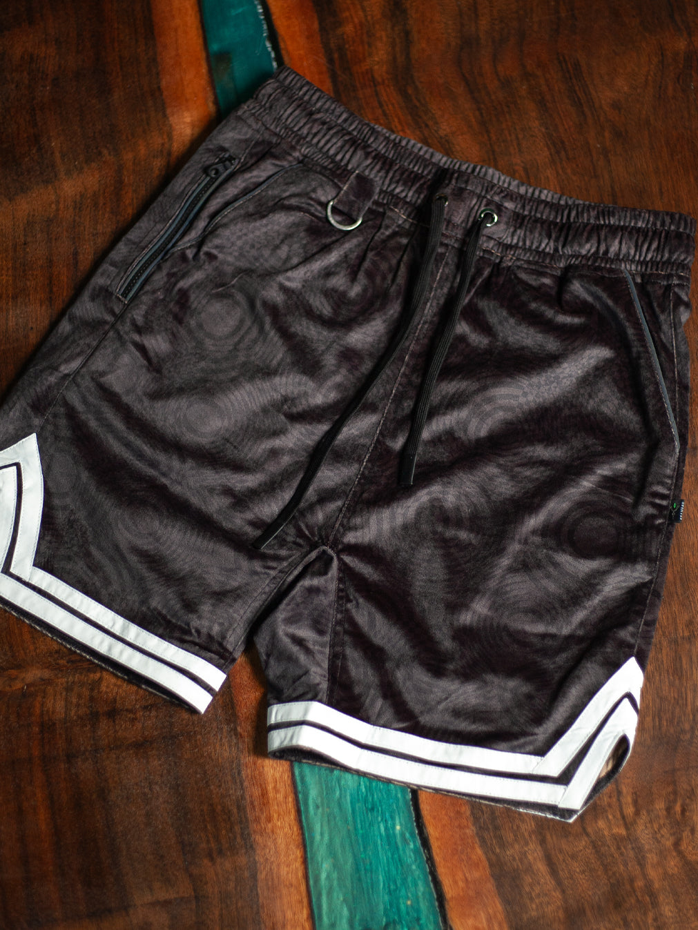 Boxing Short White Mountains Men / Velvet Fawn - WIERD NOISES