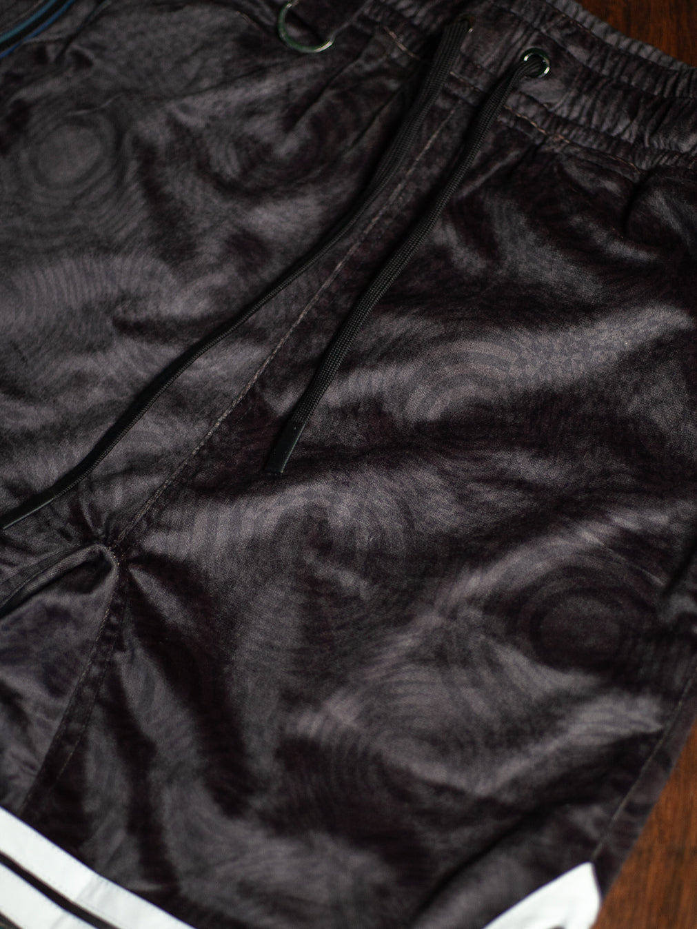 Boxing Short White Mountains Men / Velvet Fawn - WIERD NOISES