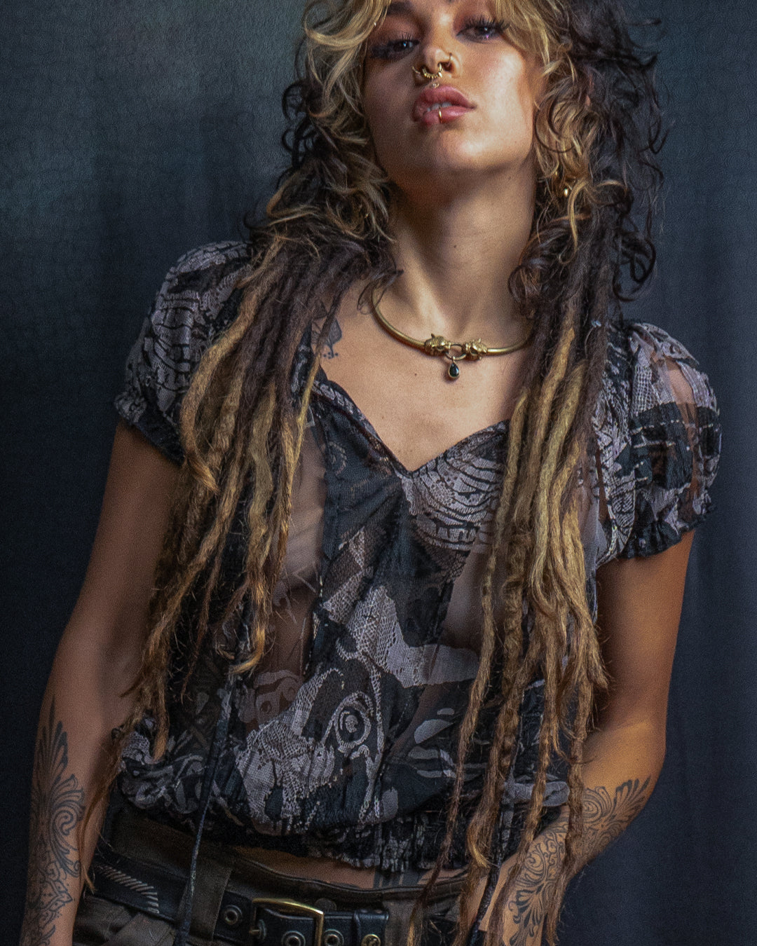 Woman Wideneck Top PIRATESSE / Mesh - SKULLS