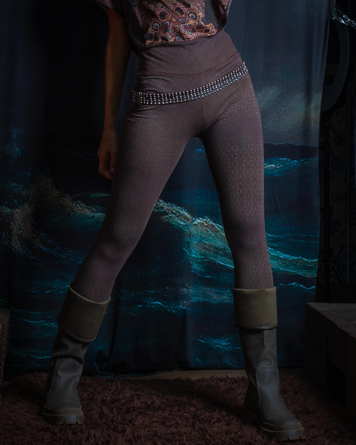 Long Leggings Woman / Bamboo Jersey Veg Dye Veg Print - Brown SANDSOTIME - Yacxilan Artwear