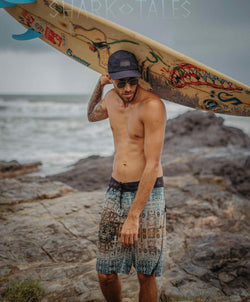 Boardshort Men / Fast Dry - VENADO Yacxilan Artwear