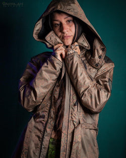 Coat Woman / Waterproof - Sand DEMETRIO - Yacxilan Artwear